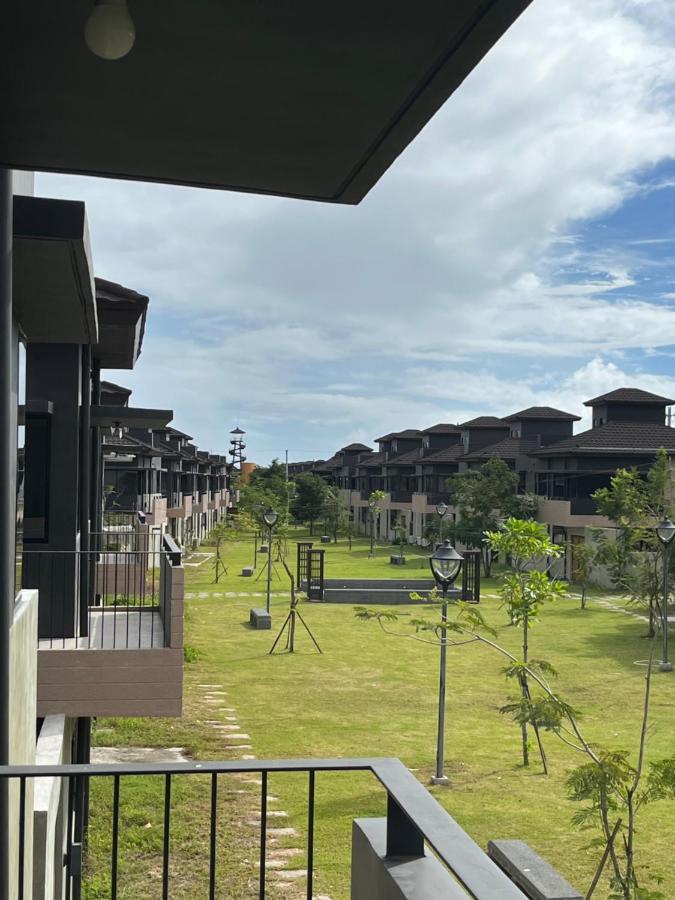 Seafront Residences Vacation Getaway San Juan  Buitenkant foto