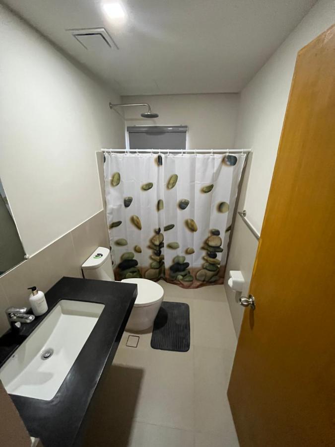 Seafront Residences Vacation Getaway San Juan  Buitenkant foto