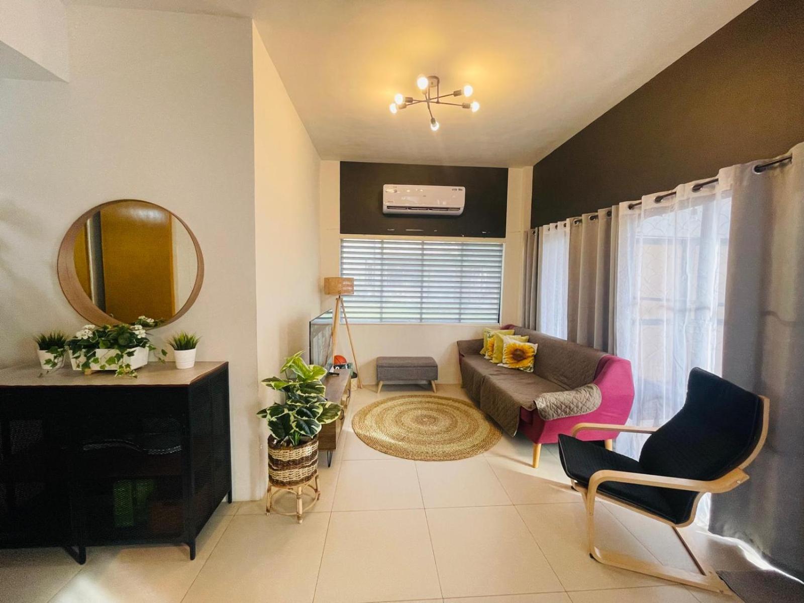 Seafront Residences Vacation Getaway San Juan  Buitenkant foto