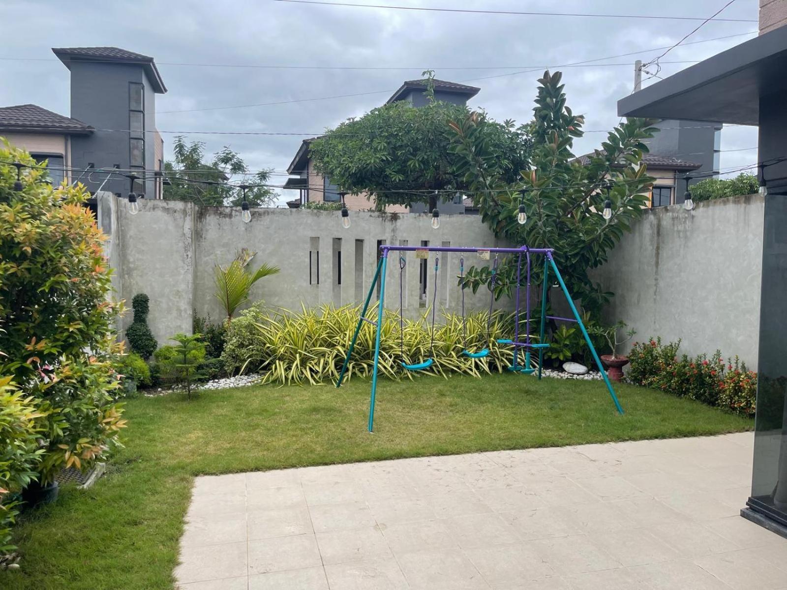 Seafront Residences Vacation Getaway San Juan  Buitenkant foto