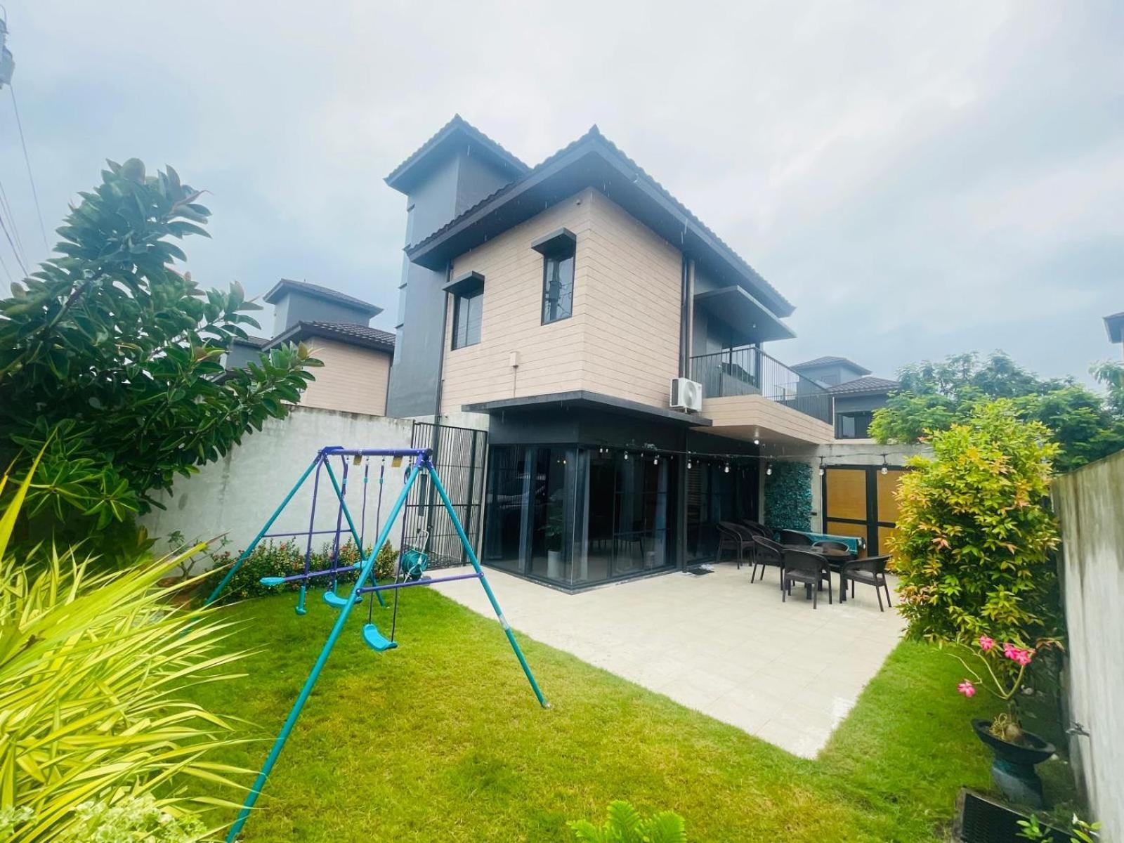 Seafront Residences Vacation Getaway San Juan  Buitenkant foto